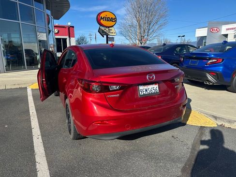 Used 2014 MAZDA MAZDA3 s Grand Touring image 4