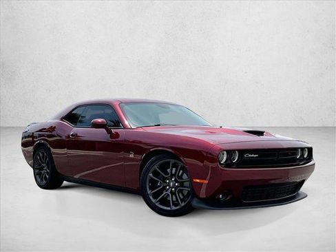 Used 2022 Dodge Challenger R/T Scat Pack RWD image 12