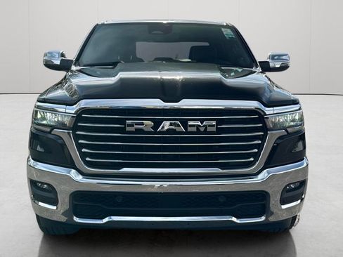 Used 2025 RAM 1500 Laramie image 12