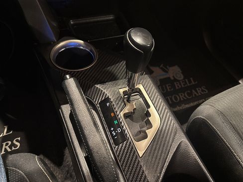 Used 2013 Toyota RAV4 XLE image 36