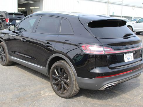 Used 2023 Lincoln Nautilus Reserve w/ Monochromatic Package image 4