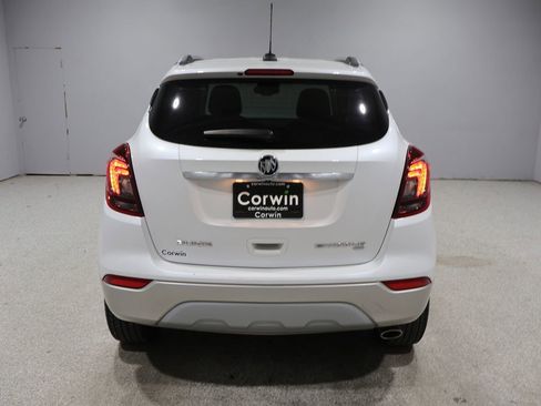 Used 2017 Buick Encore Essence w/ Experience Buick Package AWD/4WD image 3