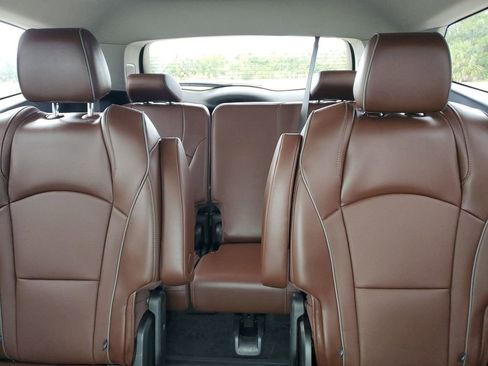 Used 2020 Buick Enclave Avenir w/ Avenir Technology Package image 13