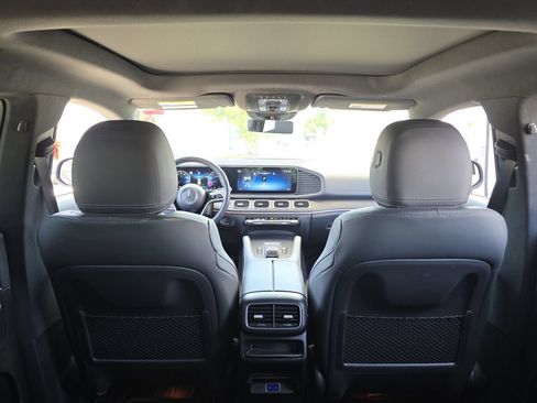 Used 2025 Mercedes-Benz GLE 450 4MATIC Coupe image 33
