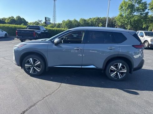 Used 2023 Nissan Rogue SL w/ SL Premium Package FWD image 8