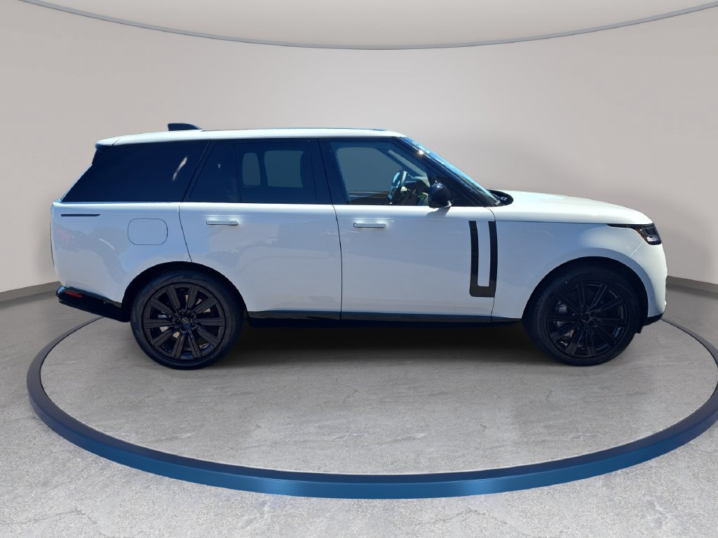 New 2026 Land Rover Range Rover SE AWD/4WD image 4