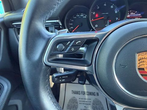 Used 2021 Porsche Macan AWD/4WD image 25