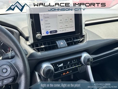 Used 2023 Toyota RAV4 LE FWD image 21
