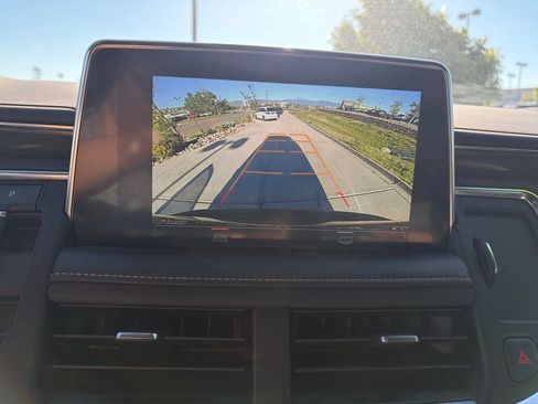 Used 2022 GMC Yukon AT4 AWD/4WD image 33