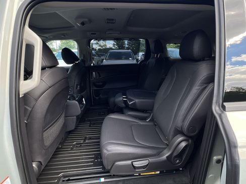 New 2027 Kia Carnival SX Prestige FWD image 31