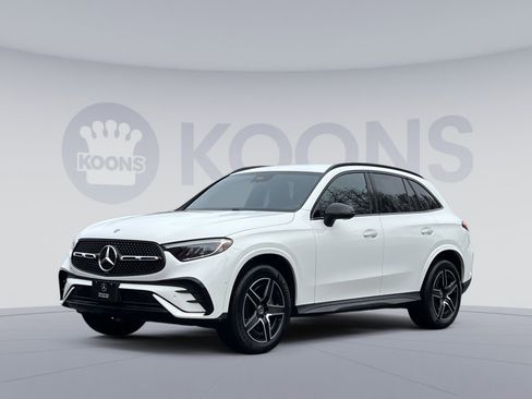 Certified 2025 Mercedes-Benz GLC 300 4MATIC image 1