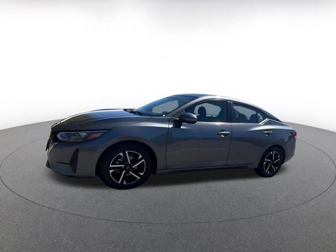 Used 2025 Nissan Sentra SV image 8
