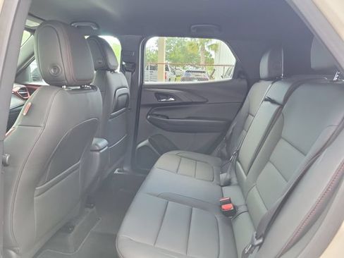 Used 2026 Chevrolet TrailBlazer RS FWD image 14