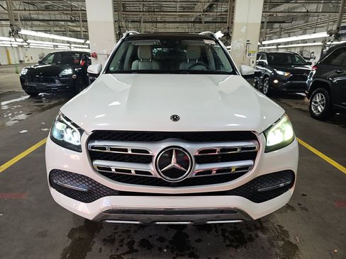 Used 2021 Mercedes-Benz GLS 450 4MATIC image 2
