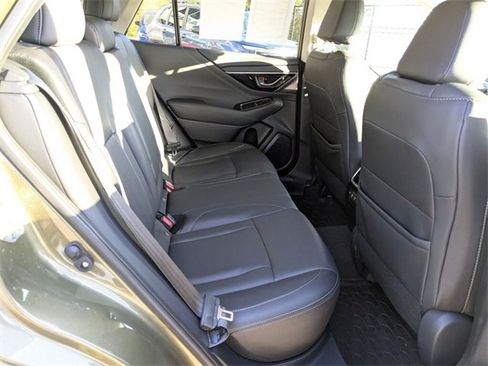 Used 2021 Subaru Outback Limited w/ Popular Package #2 image 40