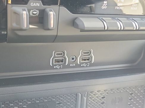 New 2027 RAM 1500 Laramie w/ Advanced Safety Group II AWD/4WD image 22