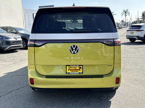 New 2025 Volkswagen ID. Buzz 1st Edition image 4