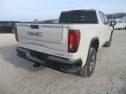 New 2026 GMC Sierra 1500 AT4X image 5