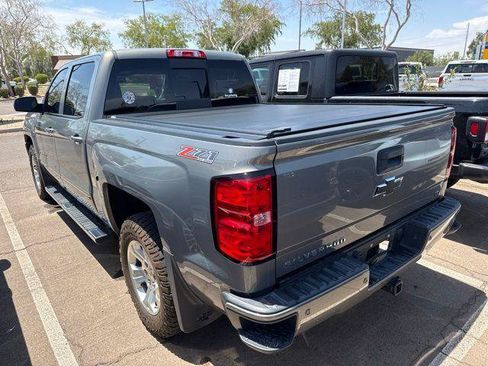 Used 2017 Chevrolet Silverado 1500 LT w/ All Star Edition AWD/4WD image 4