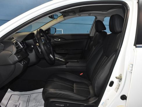 Used 2019 Honda Insight Touring image 7