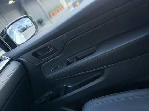 Used 2024 Honda Odyssey Sport image 41
