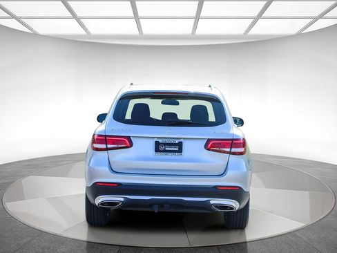 Used 2016 Mercedes-Benz GLC 300 4MATIC image 3