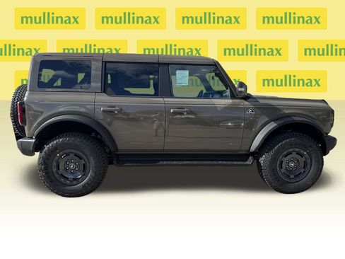 New 2025 Ford Bronco Outer Banks w/ Sasquatch Package image 16