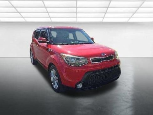 Used 2016 Kia Soul ! FWD image 2