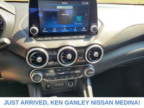 Certified 2025 Nissan Sentra SR FWD image 10