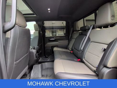 Certified 2024 Chevrolet Silverado 2500 ZR2 w/ Technology Package AWD/4WD image 27
