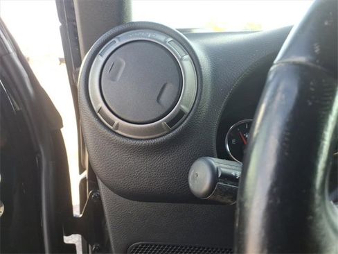 Used 2017 Jeep Wrangler Unlimited Sport w/ Quick Order Package 24S image 23