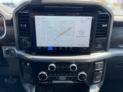 New 2025 Ford F150 Lariat w/ Equipment Group 501A Mid image 19