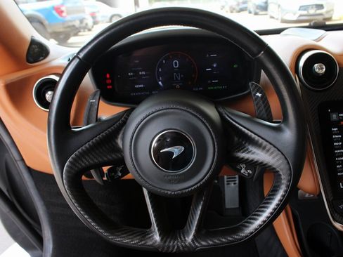 Used 2020 McLaren GT Base image 13