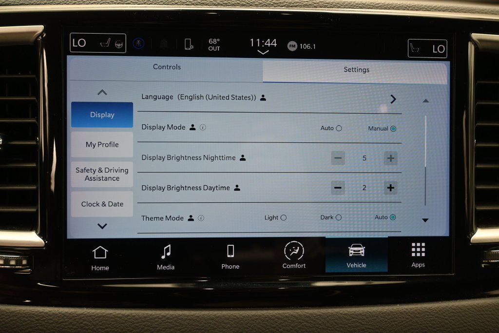 Used 2024 Chrysler Pacifica Touring-L FWD image 16