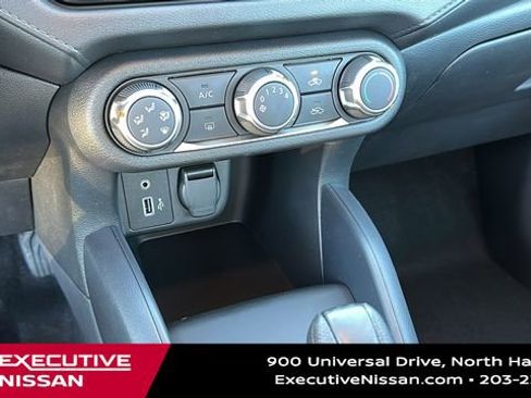 New 2025 Nissan Versa S w/ Trunk Package image 16