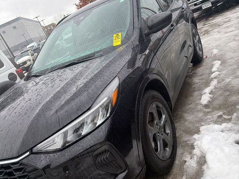 Used 2023 Ford Escape ST-Line w/ Tech Pack #1 image 2