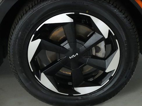Used 2025 Kia Sorento SX Prestige AWD/4WD image 10