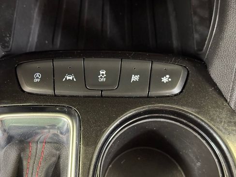Used 2022 Chevrolet TrailBlazer RS w/ Convenience Package FWD image 44
