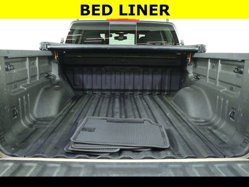 Used 2021 Chevrolet Colorado ZR2 image 10