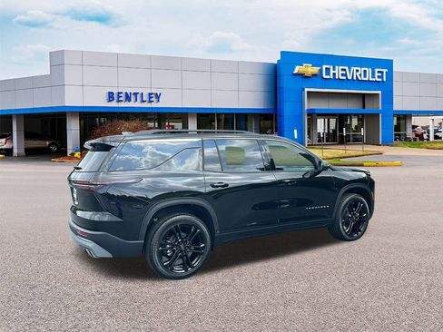 New 2026 Chevrolet Traverse LT w/ Driver Confidence Package image 5