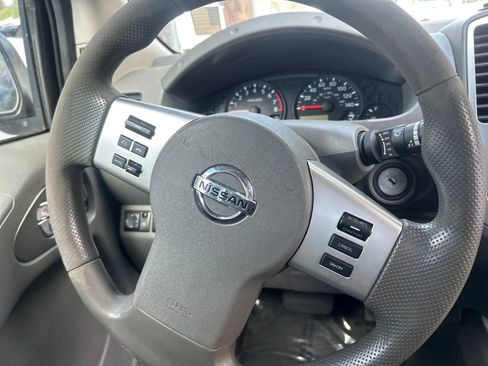 Used 2019 Nissan Frontier SV RWD image 35