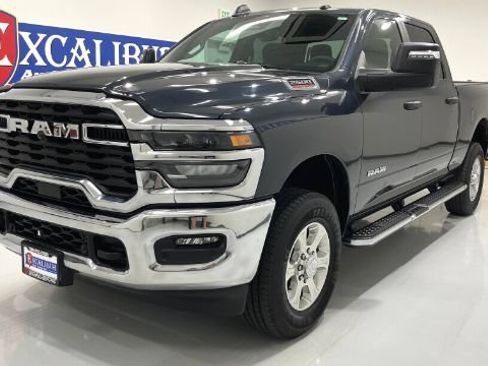 Used 2026 RAM 2500 Big Horn AWD/4WD image 10