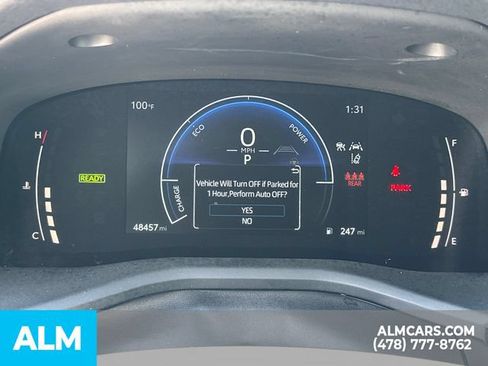 Used 2025 Toyota Camry LE FWD image 31