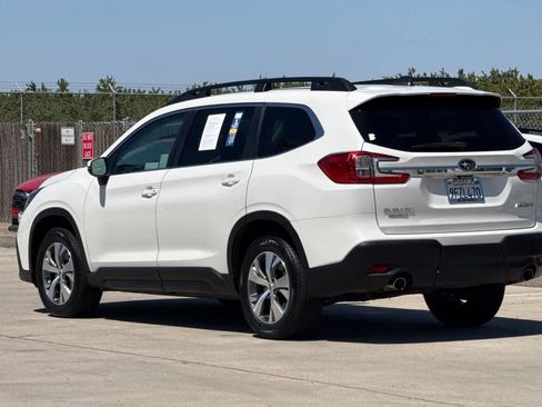 Used 2023 Subaru Ascent Premium w/ Convenience Package AWD/4WD image 5