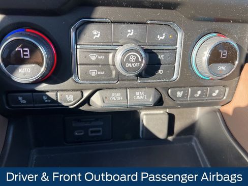 Used 2021 Chevrolet Suburban High Country image 35