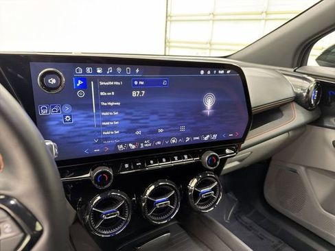 Certified 2025 Chevrolet Blazer EV SS image 26