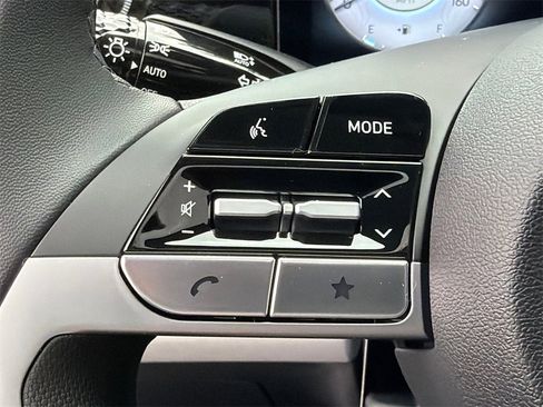 New 2026 Hyundai Elantra Limited image 24