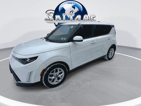 Used 2024 Kia Soul LX w/ Option Group 015 image 5