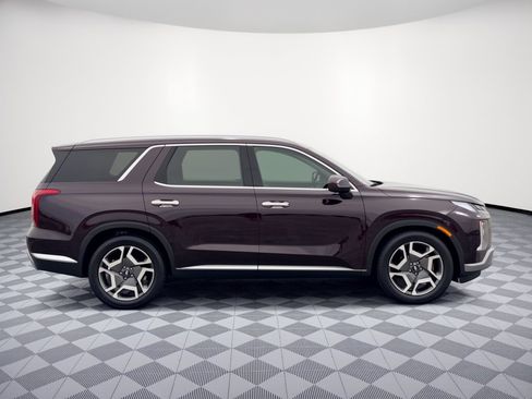 Used 2023 Hyundai Palisade Limited FWD image 8