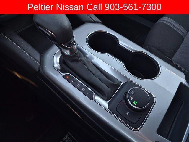 Used 2025 Chevrolet Blazer LT FWD image 35